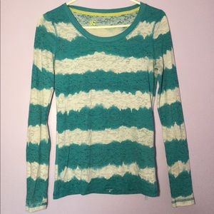 I am selling a long sleeve shirt.